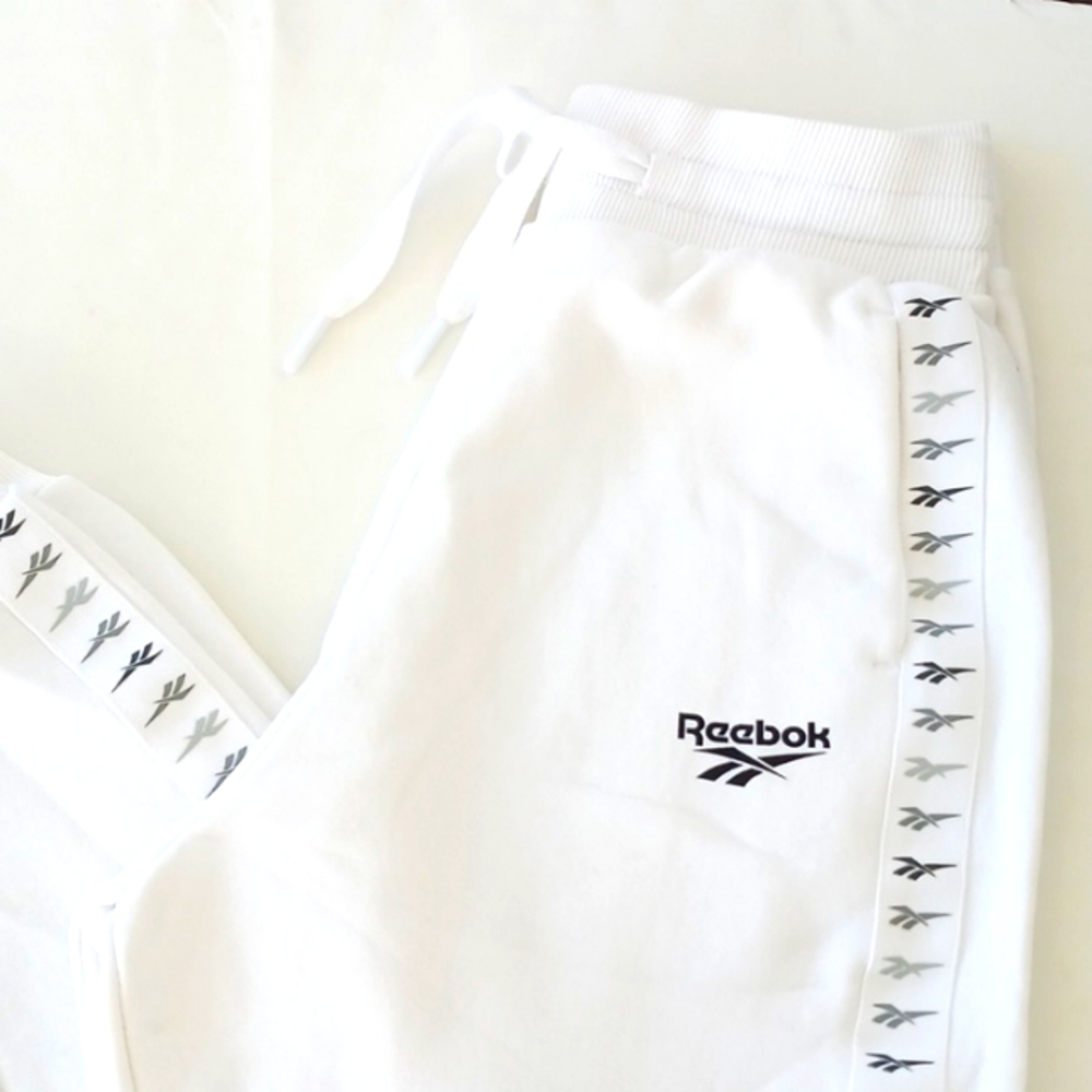 Reebok sweatpants XS white high waisted